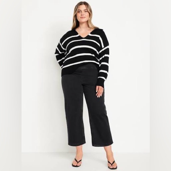 Old Navy Denim - Old Navy Size 24 Weekender Pull-On Cropped Wide Leg Jeans